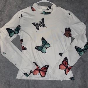 BUTTERFLY 🦋 LONG SLEEVE TOP!